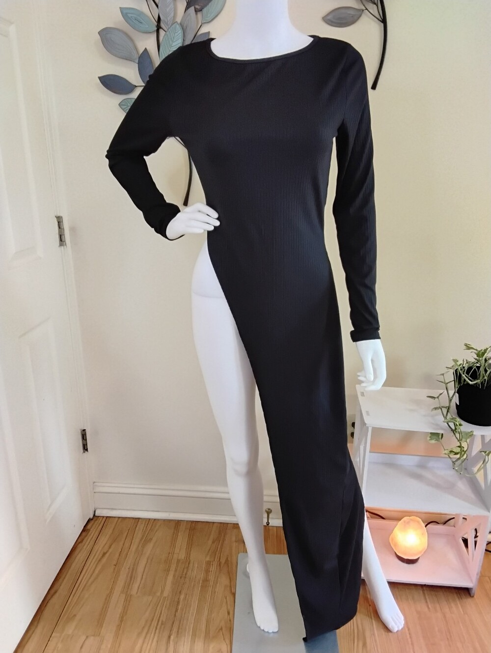 Fashion Nova Casual Ribbed Statement Top Black NWT Size Medium